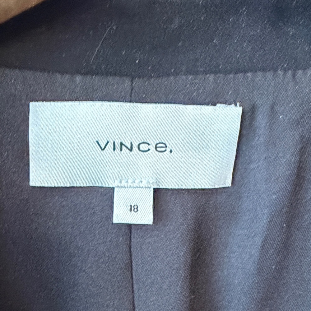 Vince Women's Black Crepe Blazer Size 18 - Picture 3 of 13